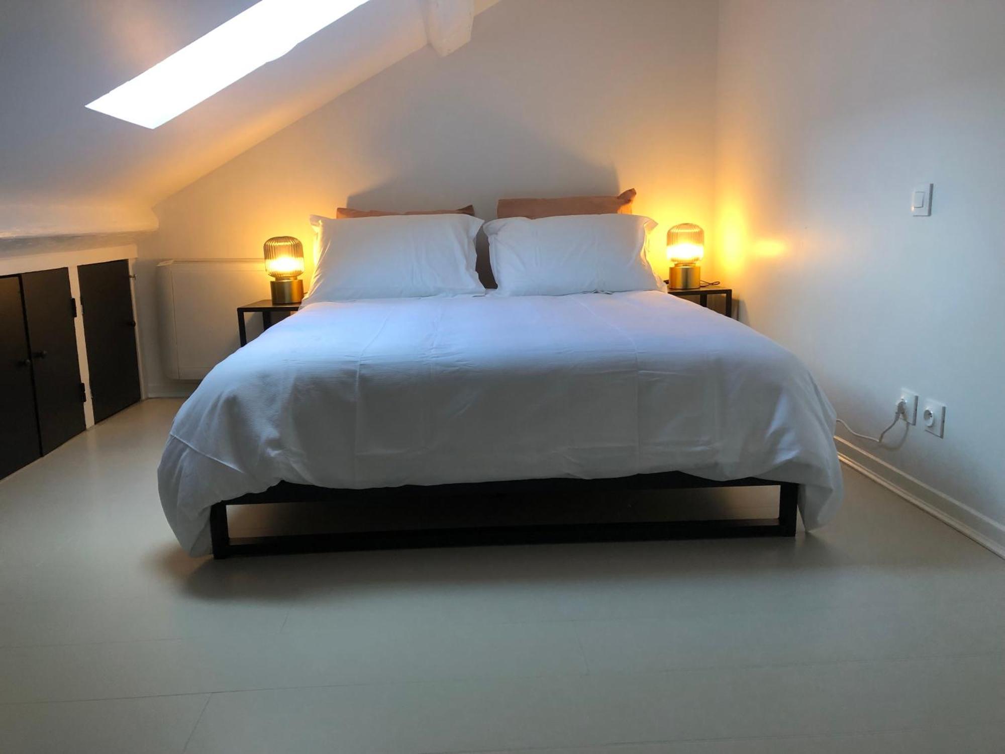 Joli Duplex Apartment