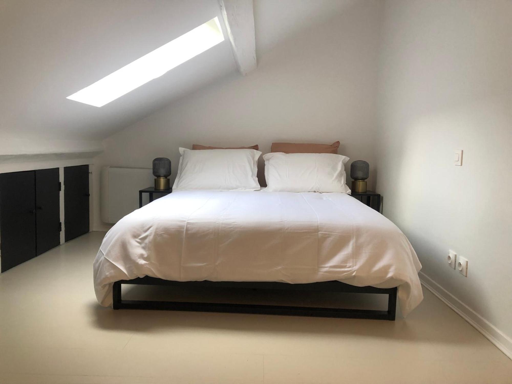Joli Duplex Apartment